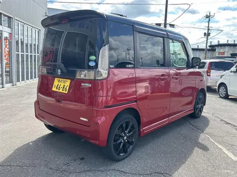 Suzuki Spacia Custom