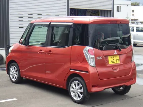 Mitsubishi eK Space