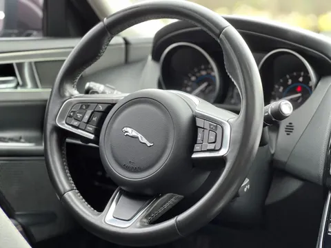 Jaguar XEL