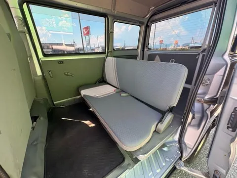 Mitsubishi Minicab Van