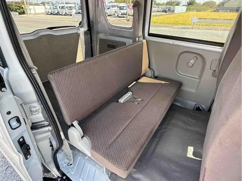Mitsubishi Minicab Van