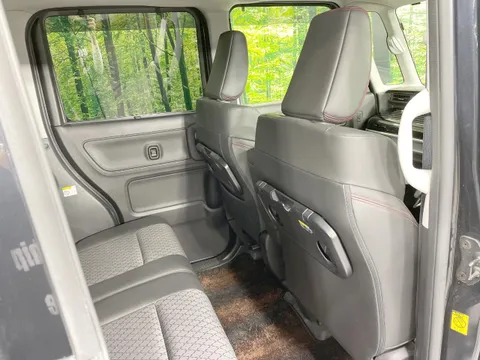 Suzuki Spacia Custom