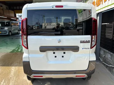 Suzuki Spacia Gear