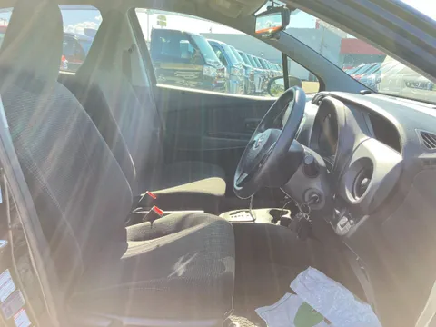 Toyota Yaris (Vitz)