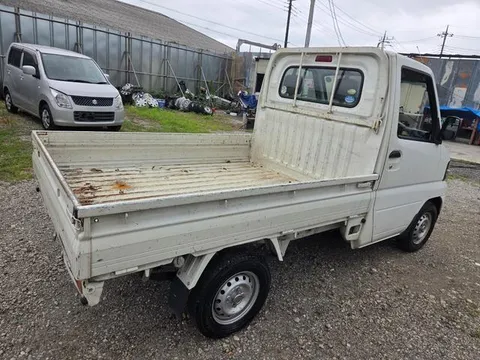 Nissan Clipper Truck