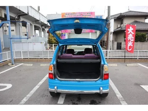 Daihatsu Mira