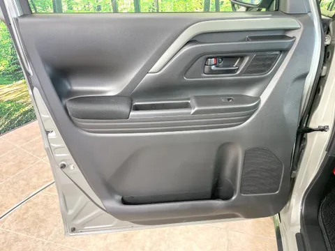 Suzuki Spacia Gear