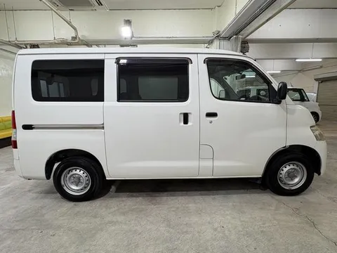 Toyota TownAce Van