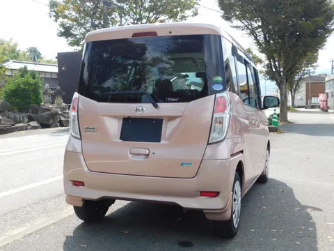 Nissan Dayz Roox
