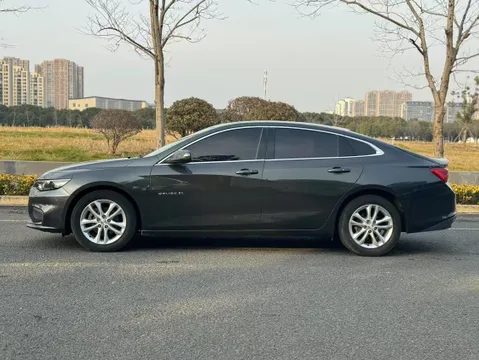 Chevrolet Malibu XL