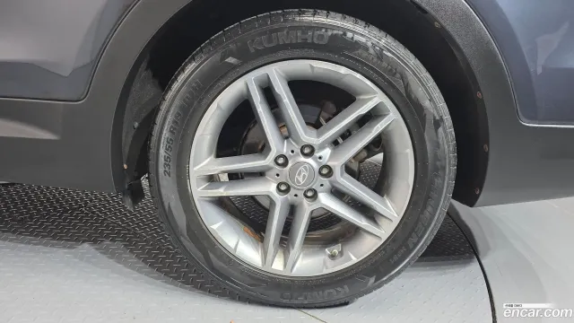 Hyundai Grand Santa Fe (Maxcruz)