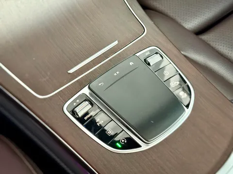 Mercedes-Benz Mercedes-Benz GLC