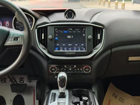Maserati Ghibli