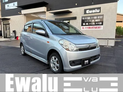 Daihatsu Mira Custom