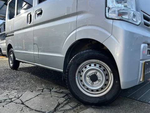Nissan Clipper