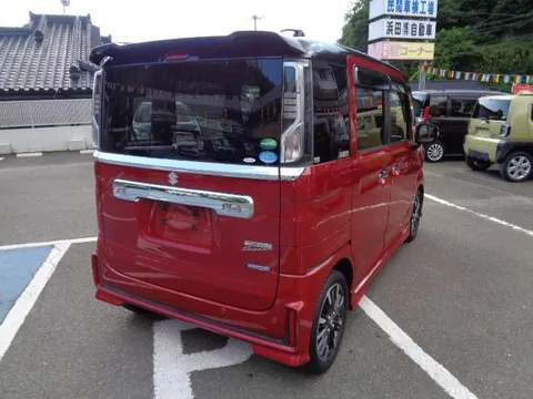Suzuki Spacia