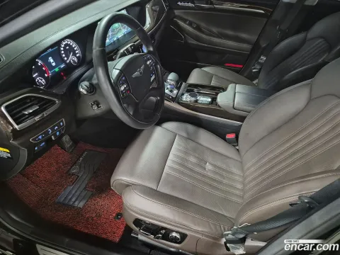 Genesis G90 (EQ900)