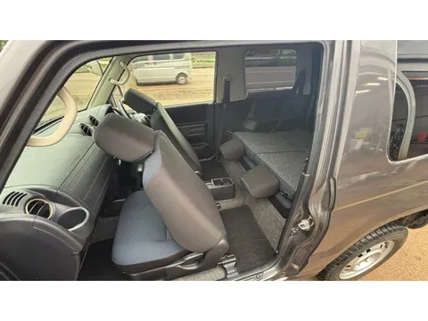 Nissan KIX