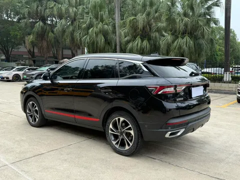 Dongfeng AX7