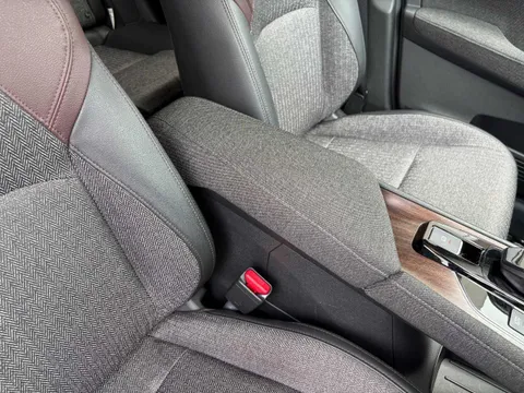 Nissan Note Aura