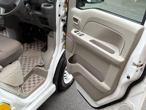 Nissan Clipper