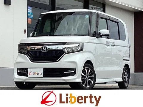 Honda N-BOX Custom