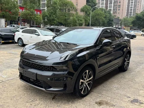 Lynk & Co 05