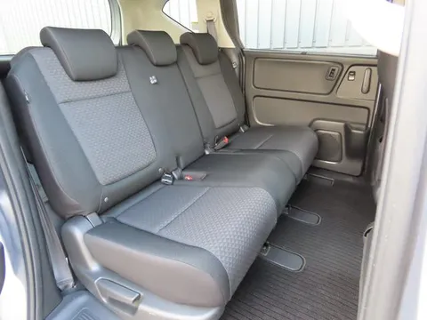 Honda Freed Plus