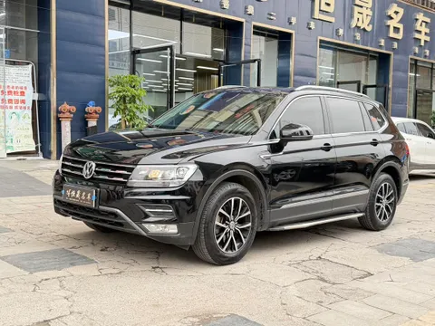 Volkswagen Tiguan L