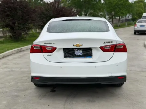 Chevrolet Malibu XL