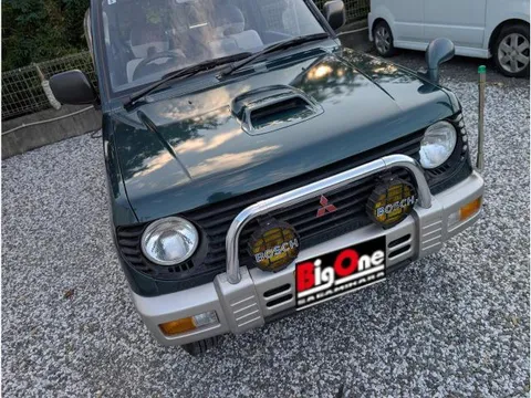 Mitsubishi Pajero Mini