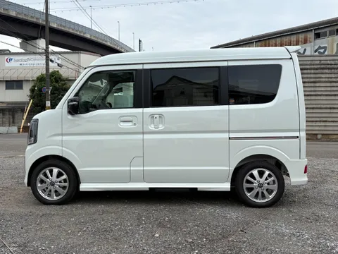 Nissan Clipper Rio