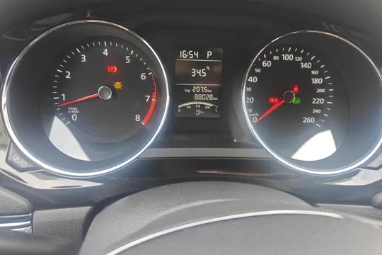Volkswagen Sagitar