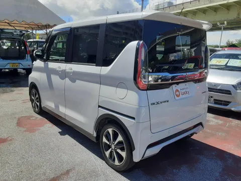 Mitsubishi eK X Space