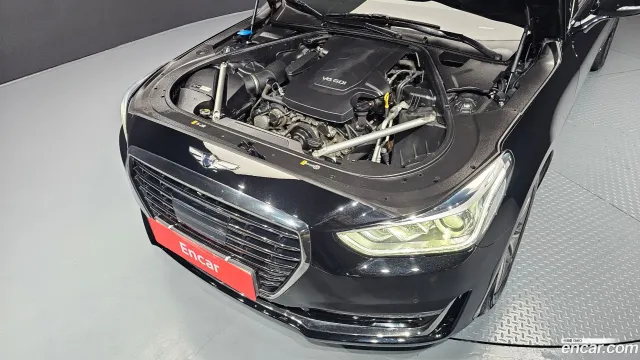 Genesis G90 (EQ900)