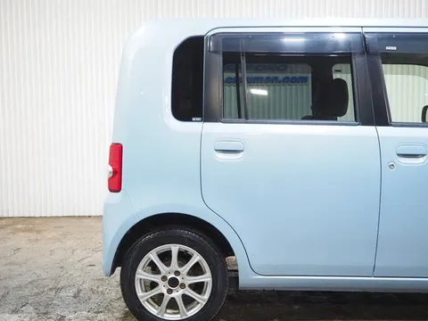 Toyota Pixis Space