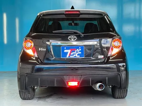 Toyota Yaris (Vitz)