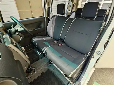 Toyota Pixis Space