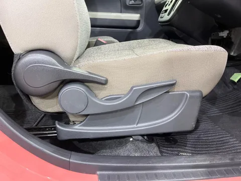 Daihatsu Mira Tocot