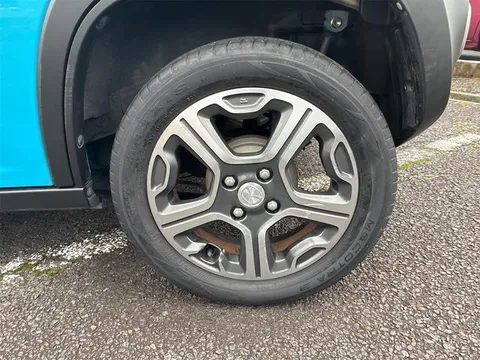 Mazda Flair Crossover
