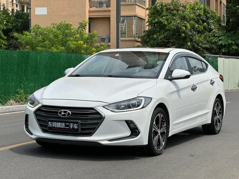 Hyundai Elantra (Avante)