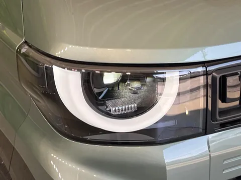 Mitsubishi Delica Mini