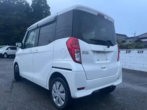 Mitsubishi eK Space