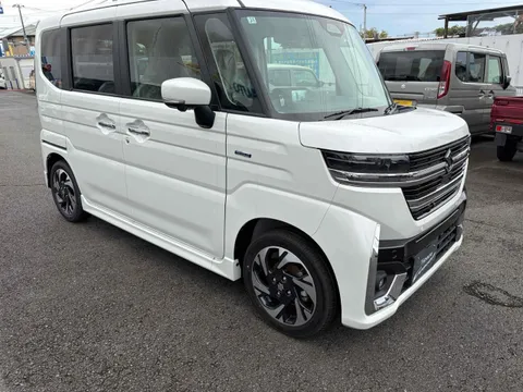 Suzuki Spacia Custom