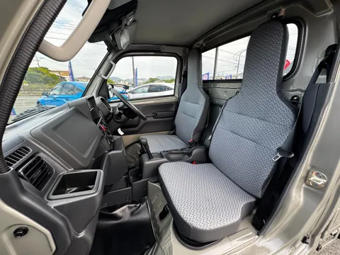Nissan Clipper Truck