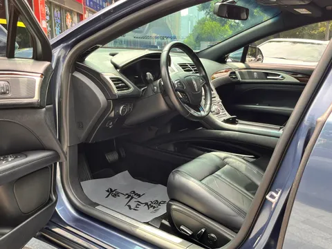Lincoln MKZ