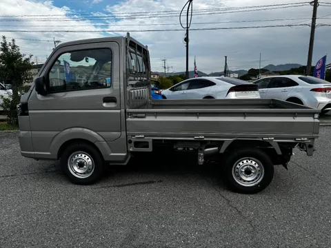 Nissan Clipper Truck