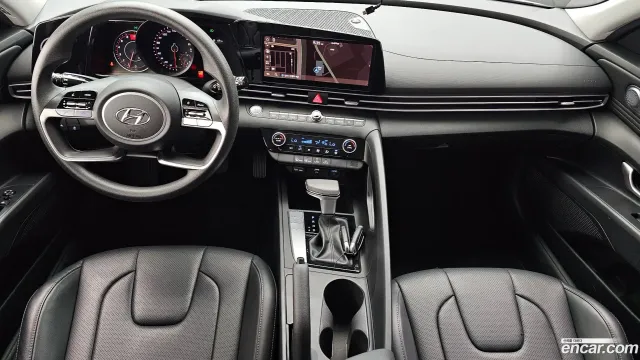 Hyundai Elantra (Avante)