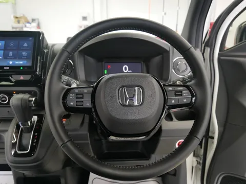 Honda N-WGN Custom