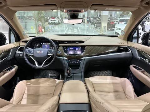 Cadillac XT6